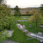 Minigolfanlage aus der Vogelperspektive